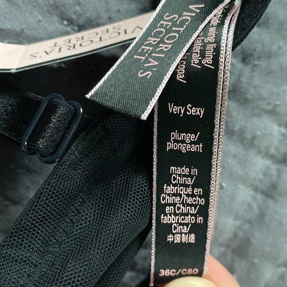 Very sexy plunge bra - Picture 2 of 3